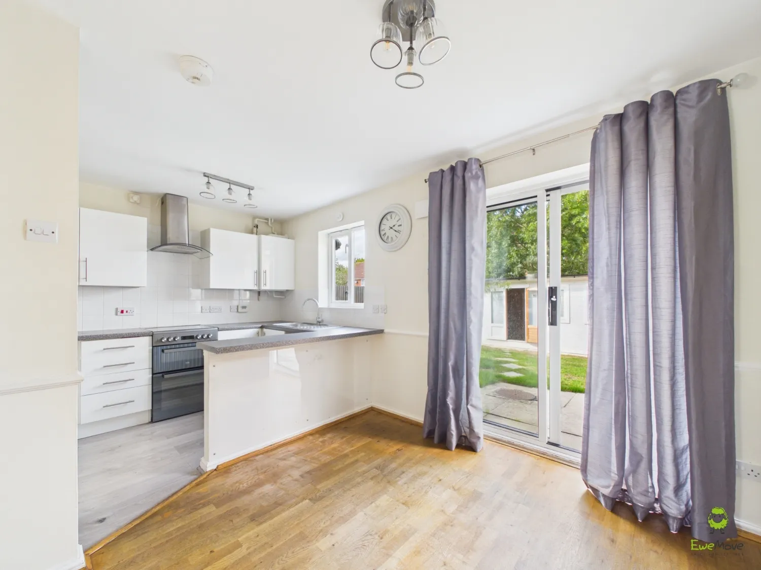 House Byron Drive in Greater London