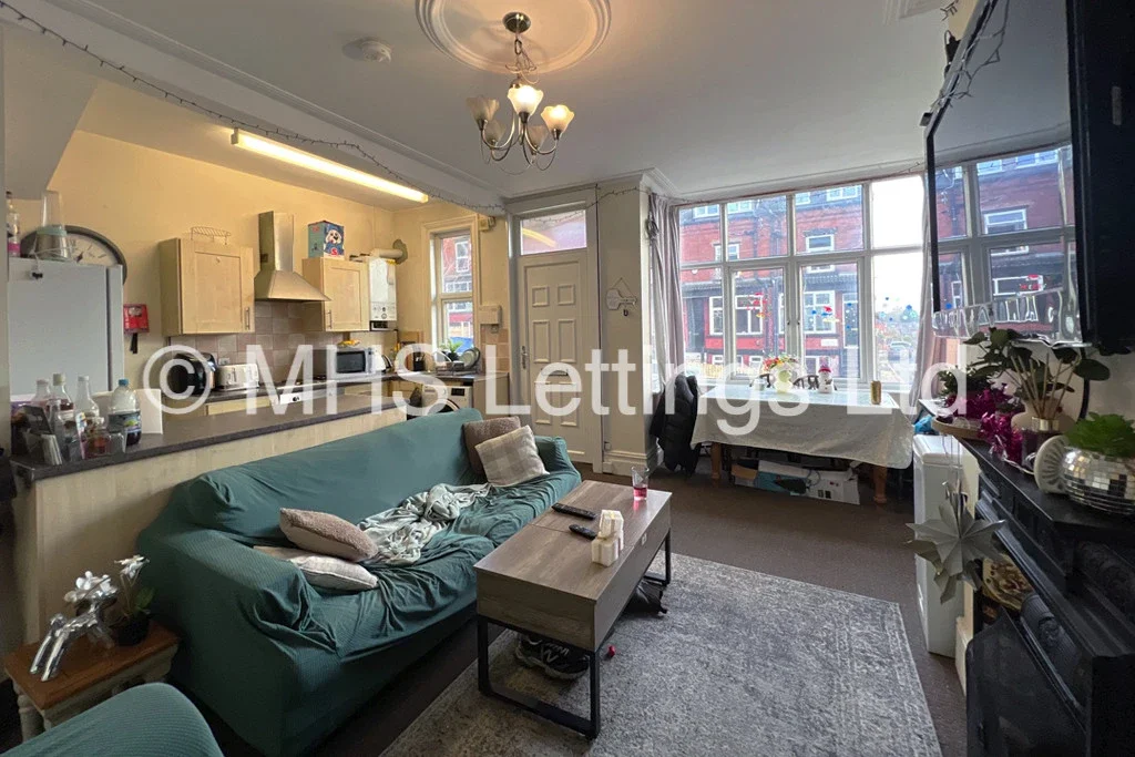 House Elsham Terrace in Leeds