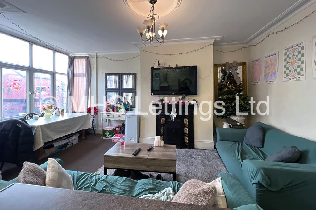 House Elsham Terrace in Leeds