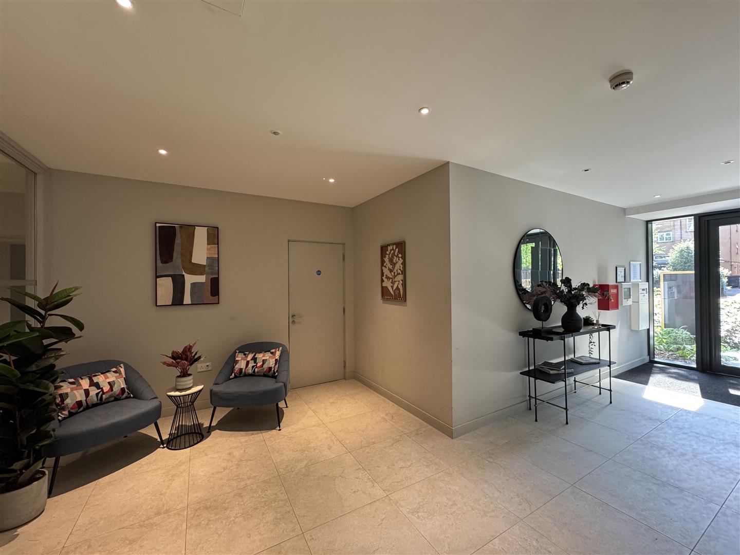 Flat Coster Avenue in London