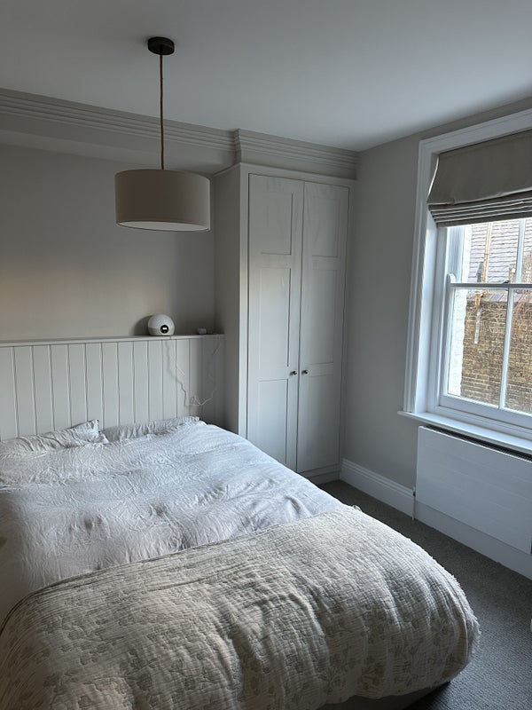 Flat Queen's Club Gardens in Greater London