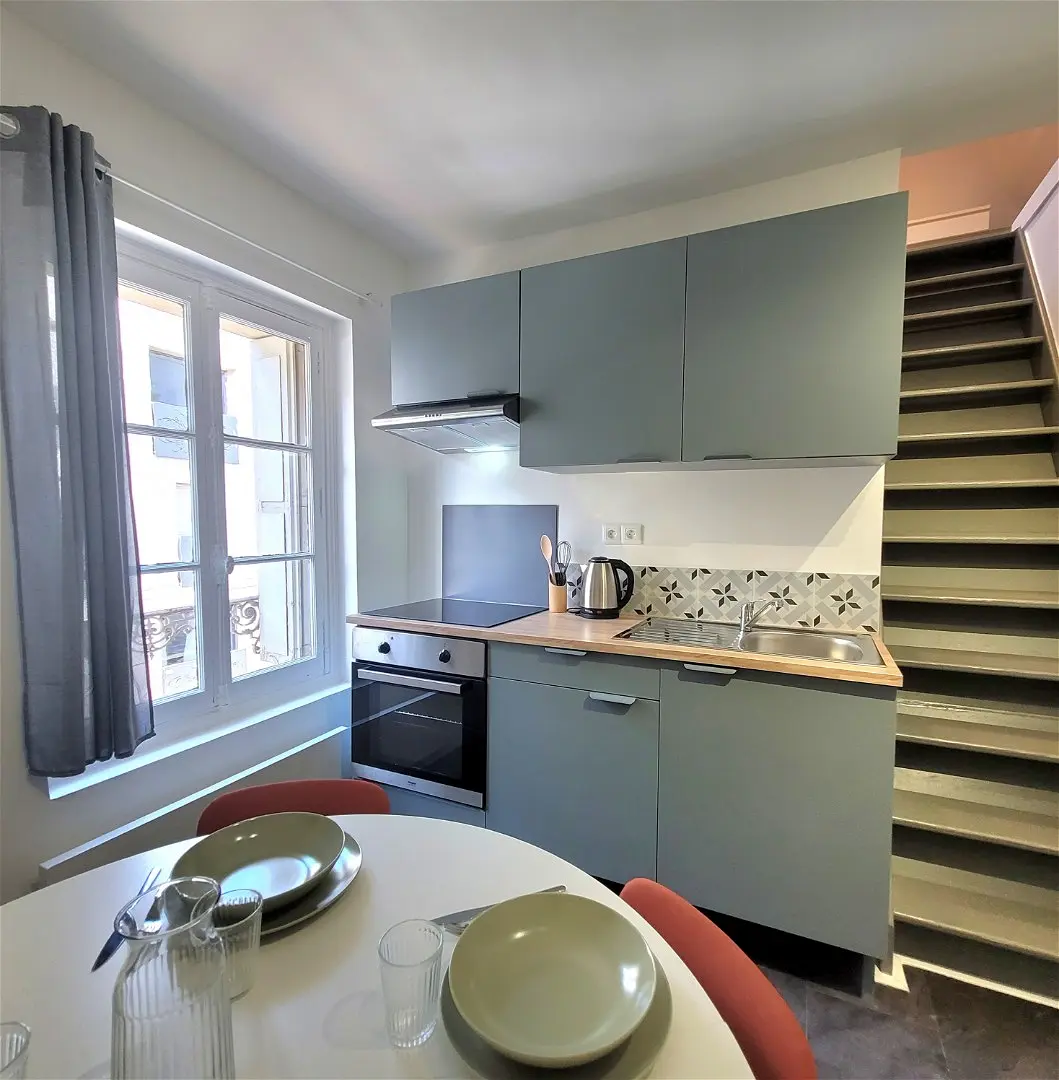 Flat Rue Victor Hugo in Tours