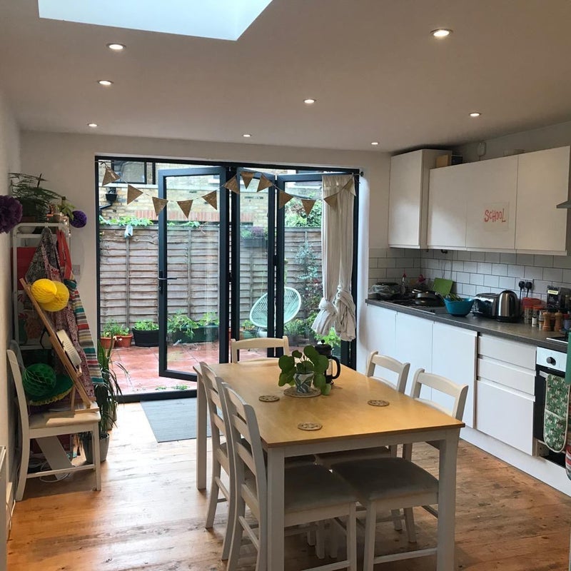 Room Chingford Road in Greater London
