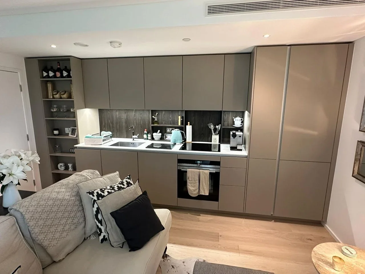 Flat York Place in Greater London
