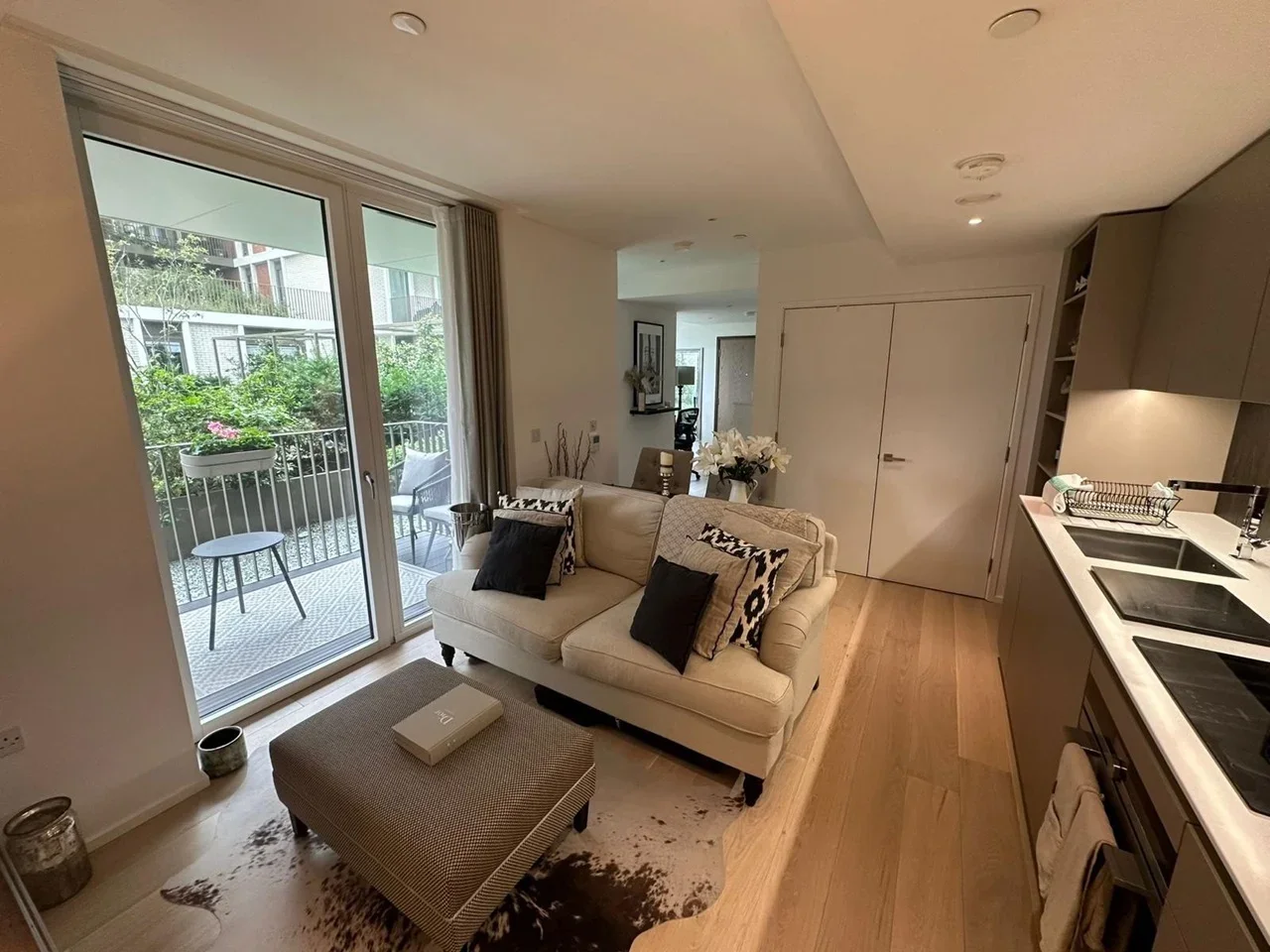 Flat York Place in Greater London