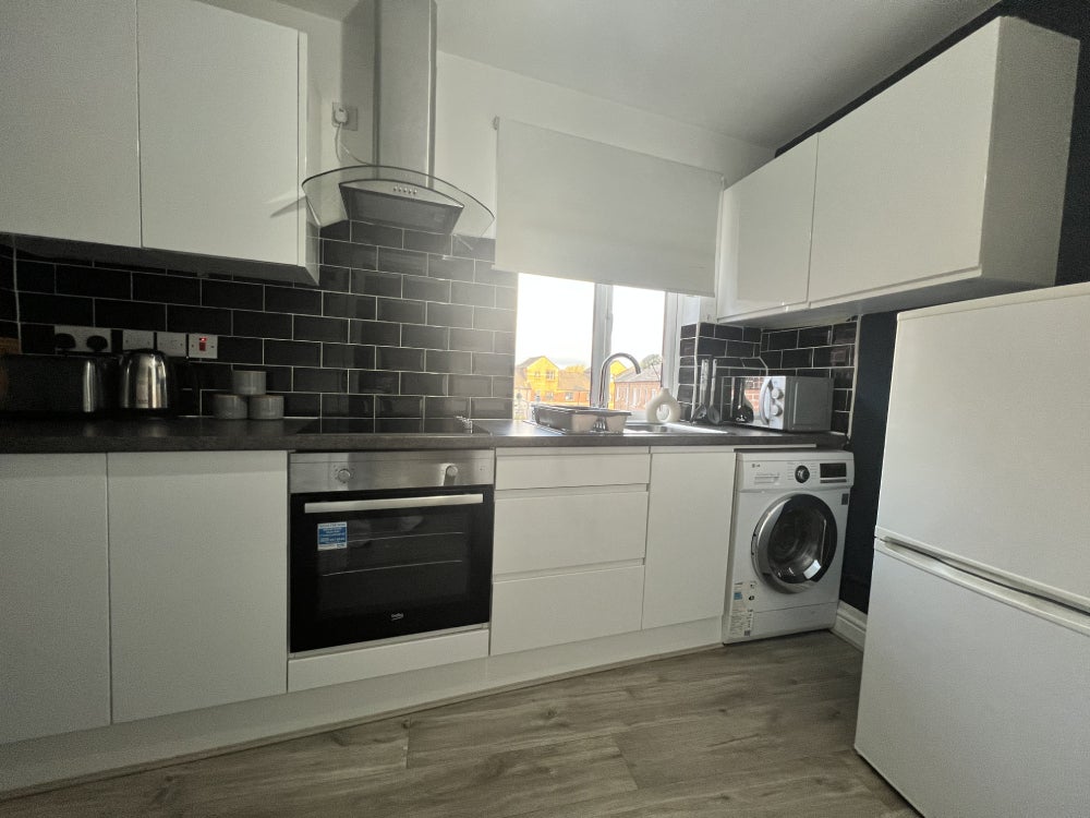 Flat Portway Close in Reading
