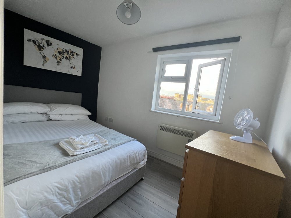Flat Portway Close in Reading