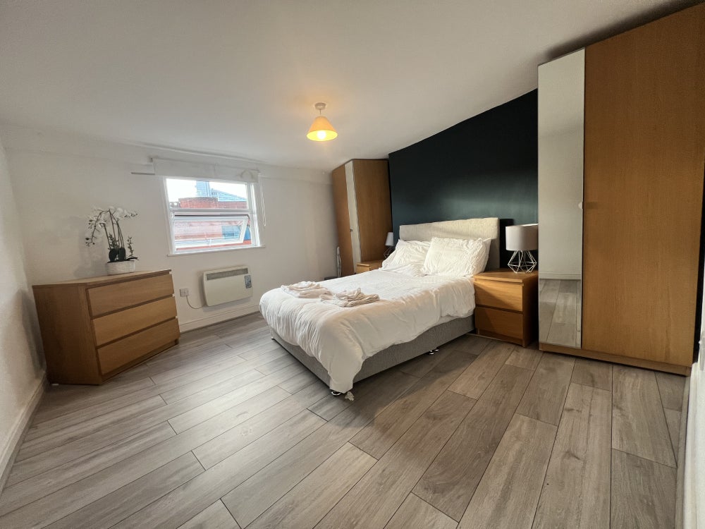 Flat Portway Close in Reading