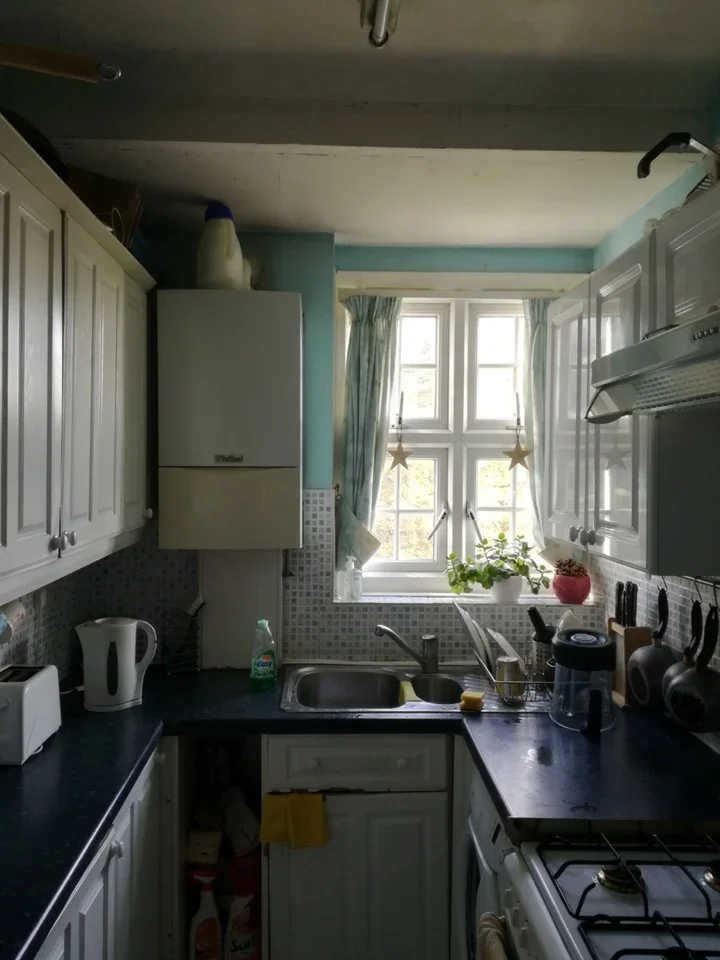 Room Topham Square in Greater London