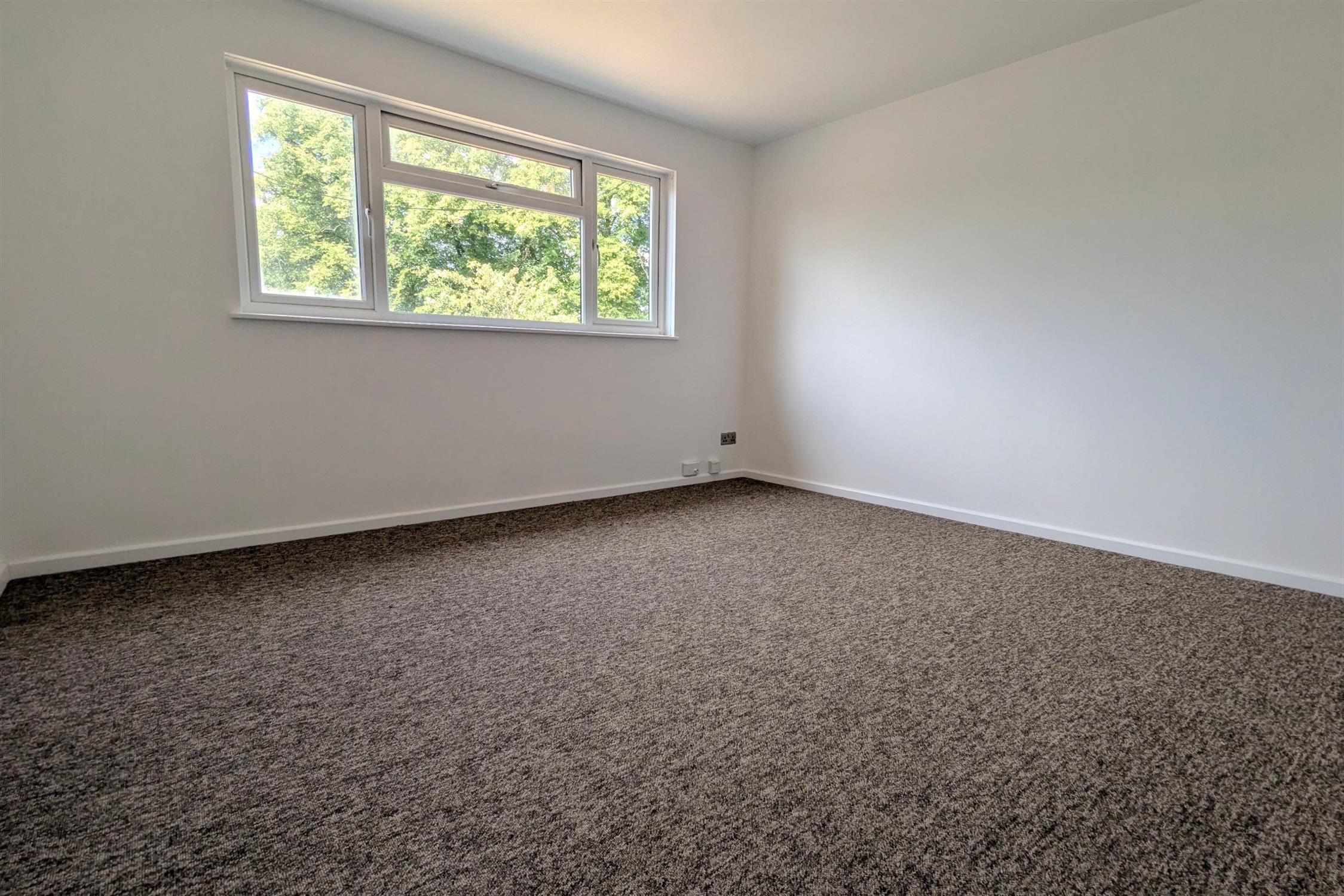 Flat Viney Avenue in Test Valley