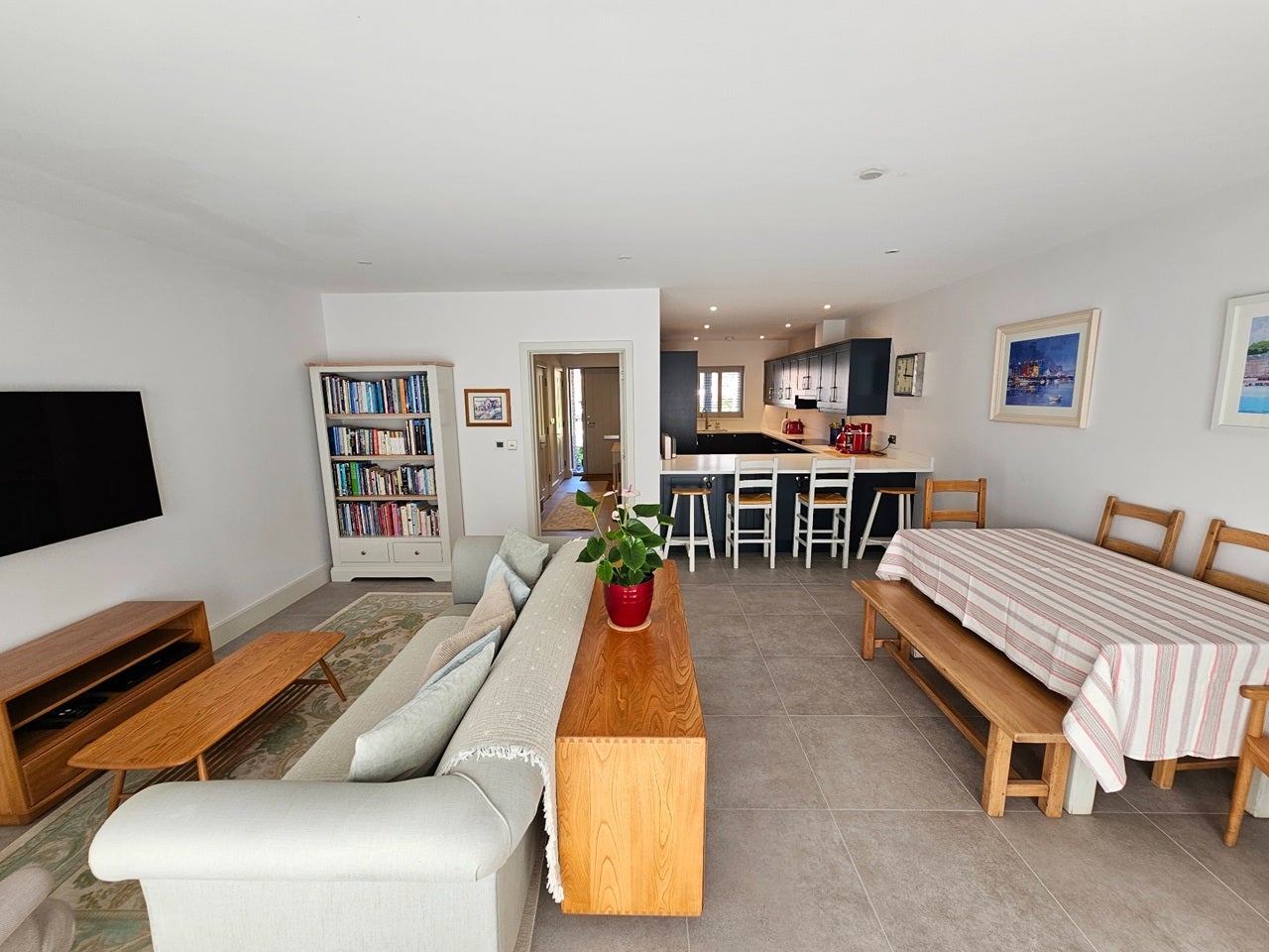 House Sandycroft Close in Cherwell District