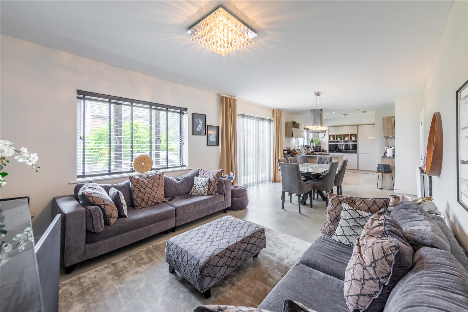 House Foxfield Close in Newcastle upon Tyne