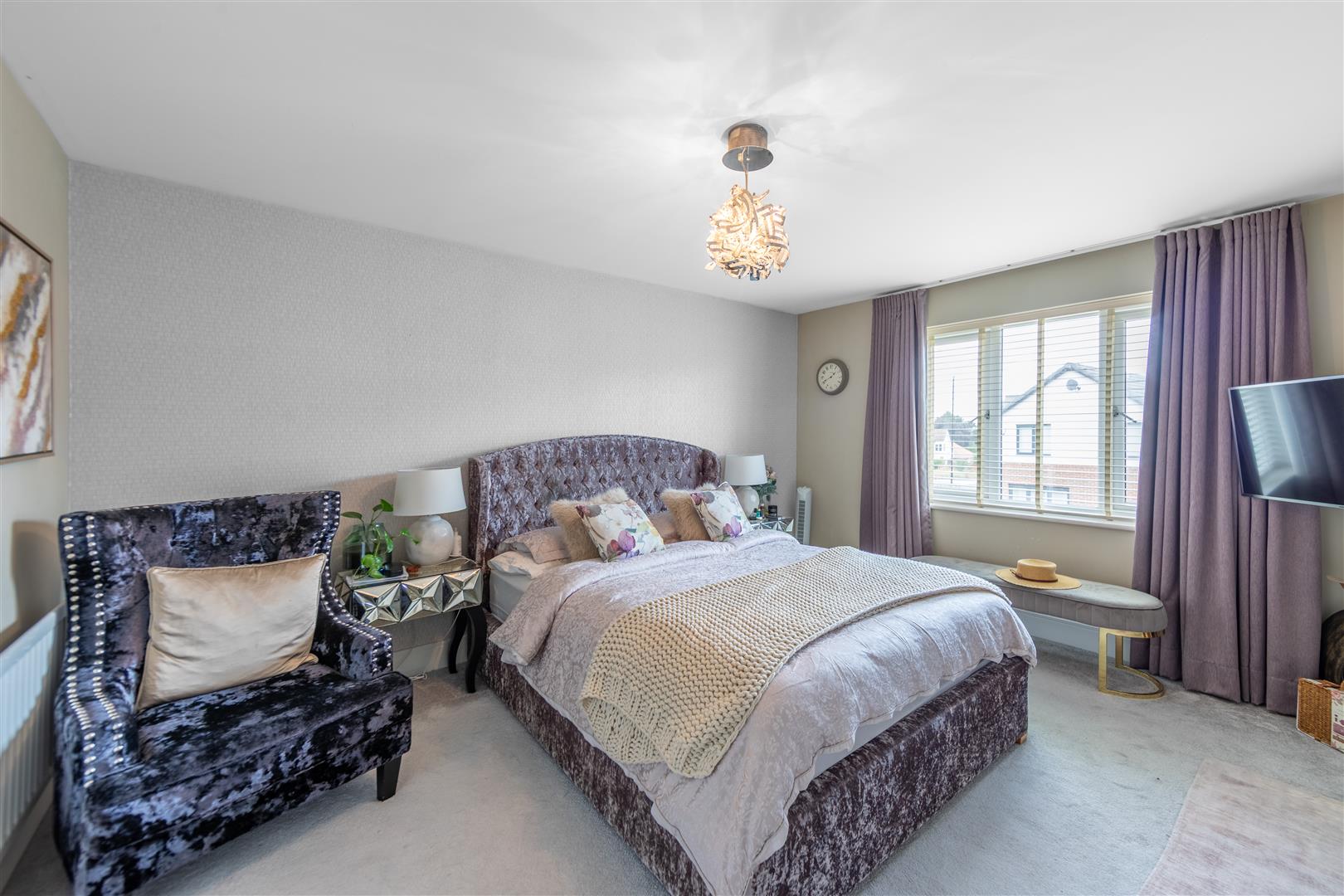 House Foxfield Close in Newcastle upon Tyne