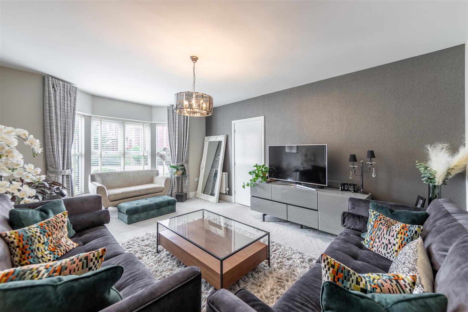 House Foxfield Close in Newcastle upon Tyne