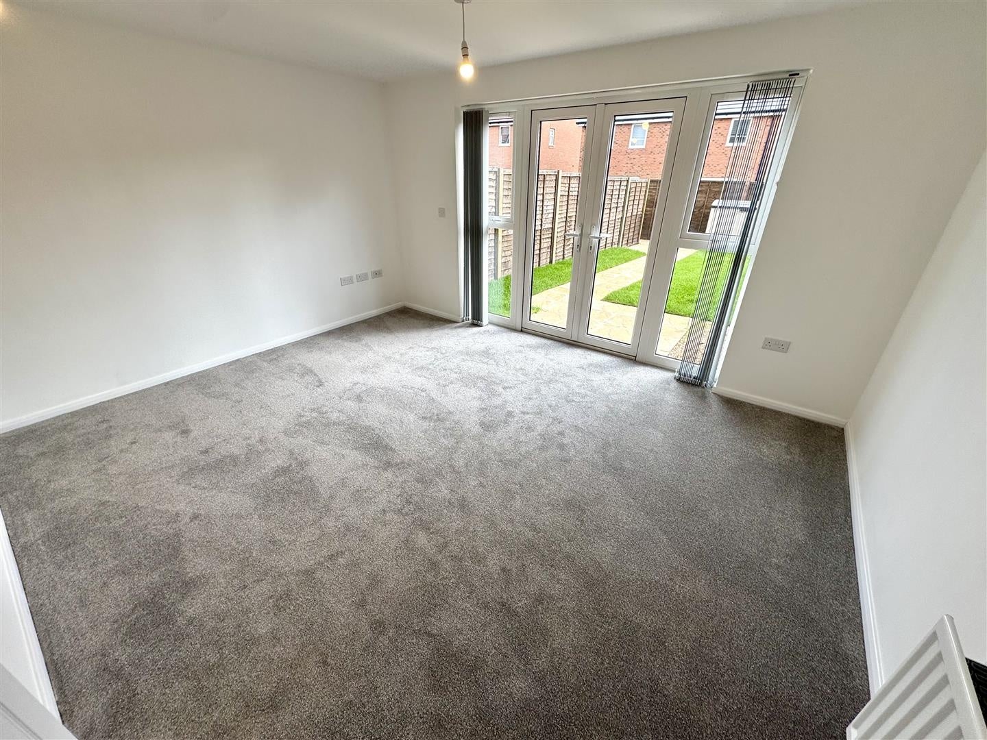Flat Bennetts Road in Coventry