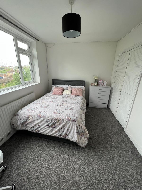 Room Southend Lane in Greater London