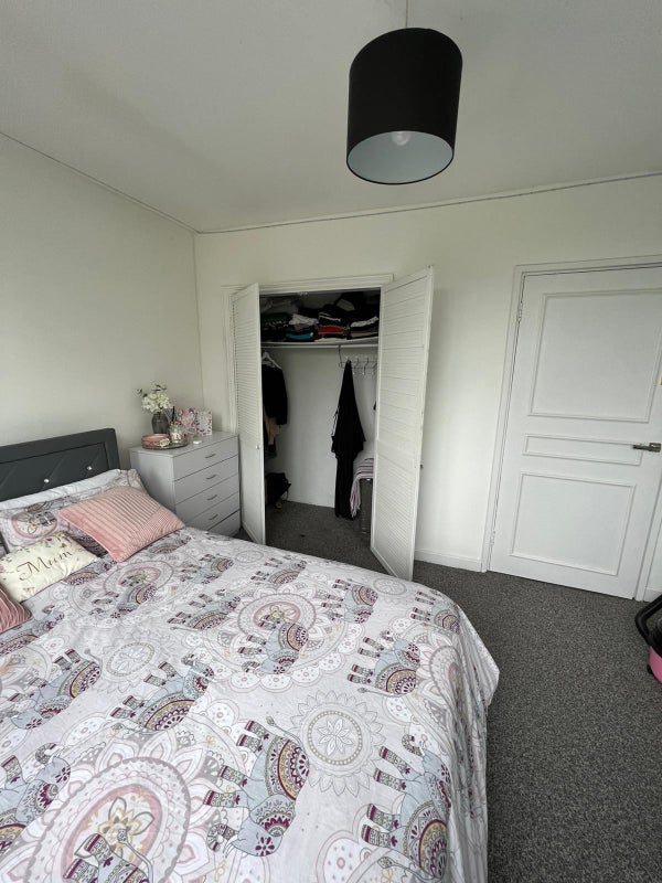 Room Southend Lane in Greater London
