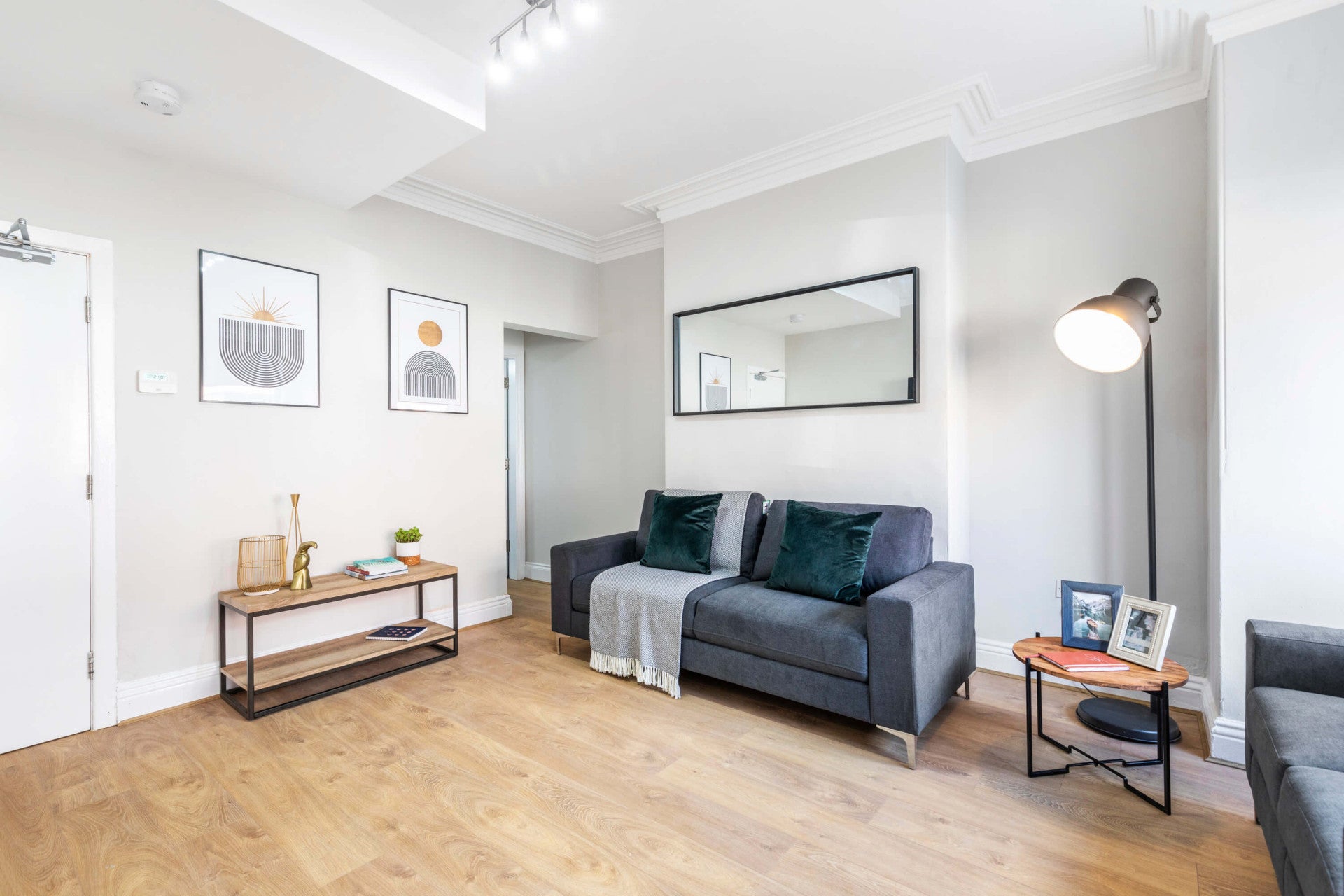 Room Grimthorpe Avenue in Leeds