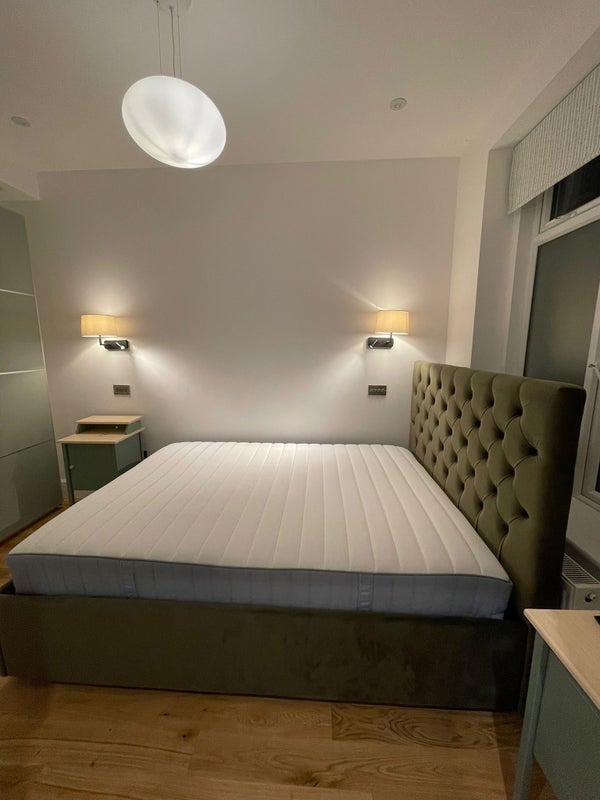 Room Ravensbourne Road in Greater London