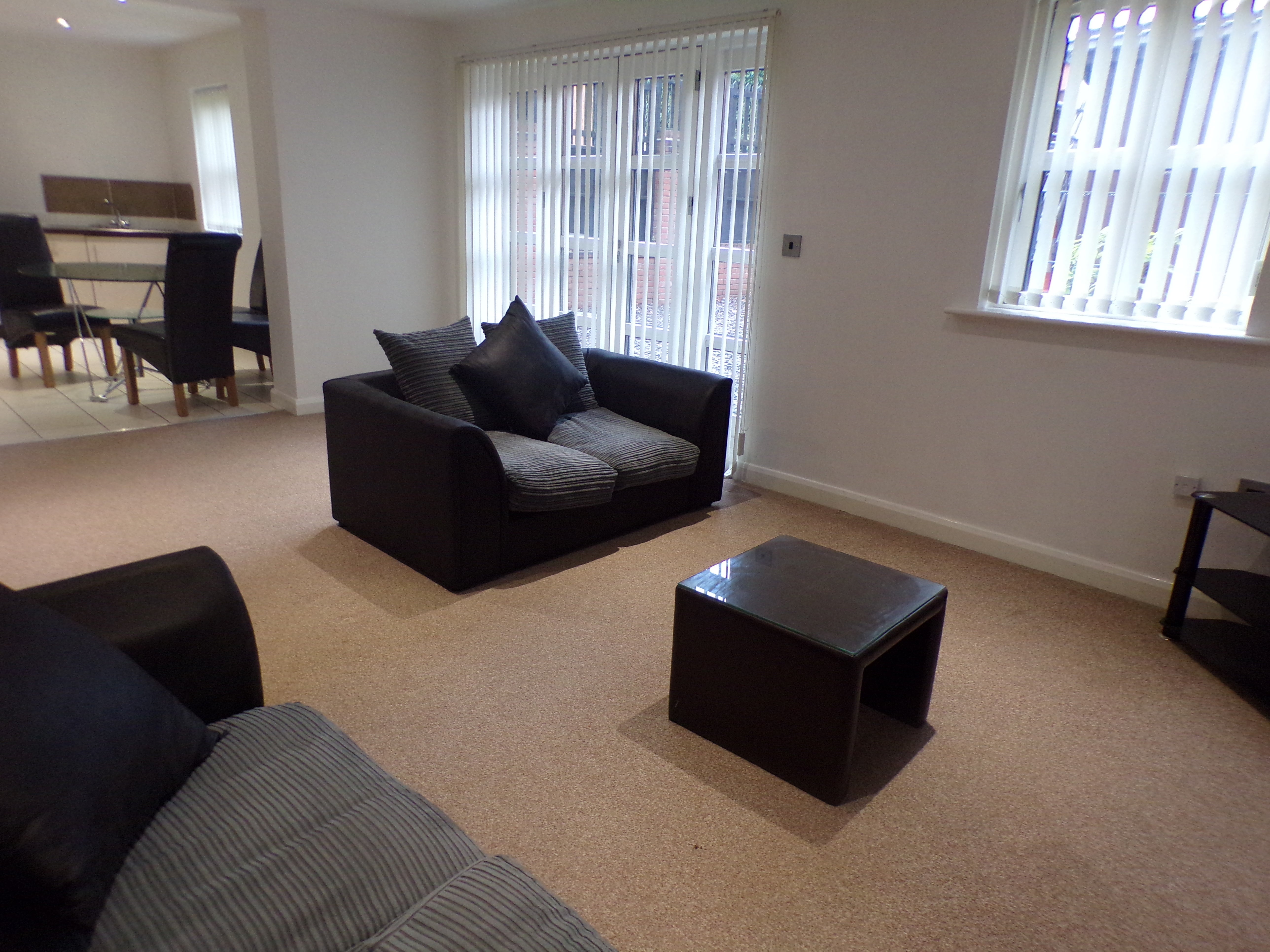 Flat Avenham Lane in Preston