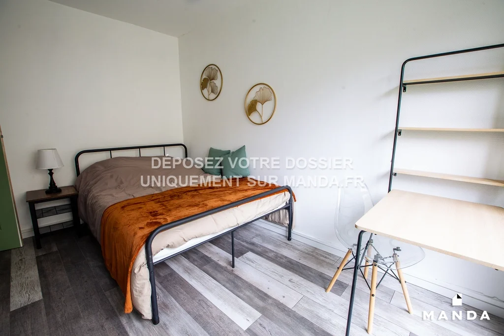 Room Rue Raoul Dufy in Le Petit-Quevilly