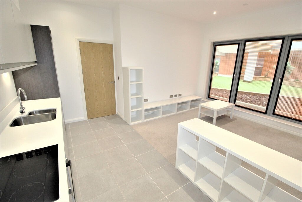 Flat Smithford Way in Coventry