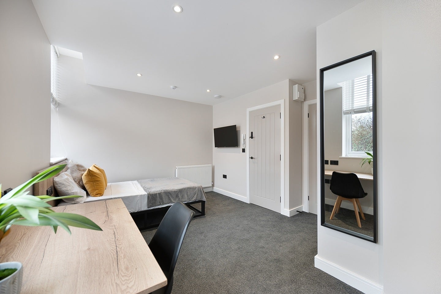 Room Peet Street in Derby