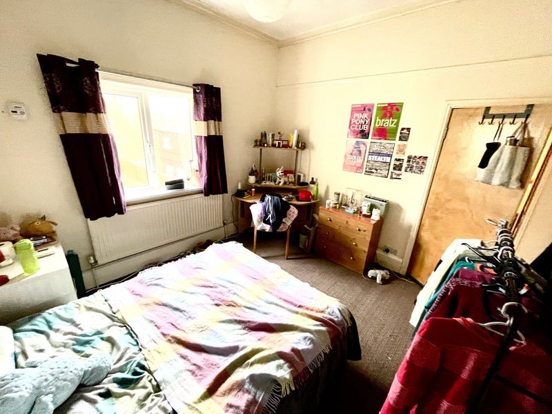 Room Colville Street in Nottingham