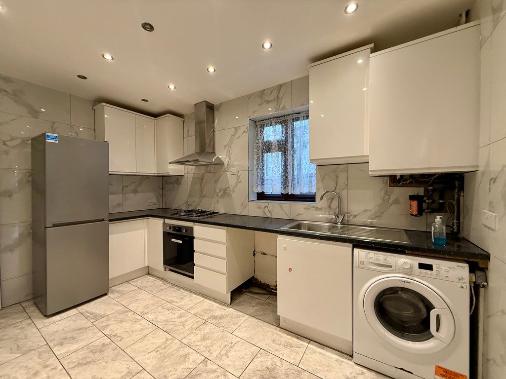 House Johnson Street in Greater London