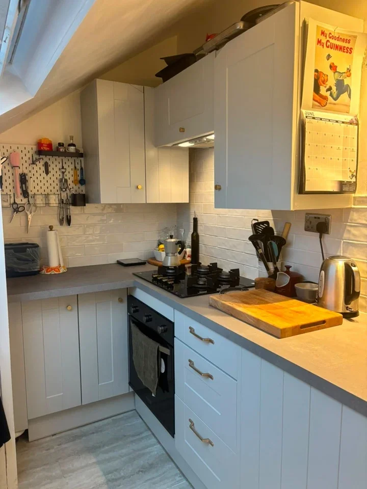 Flat Redland Road in Bristol