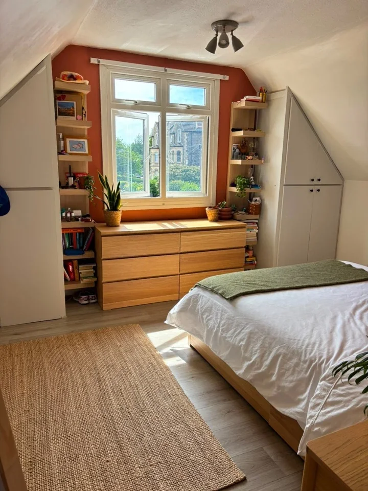 Flat Redland Road in Bristol