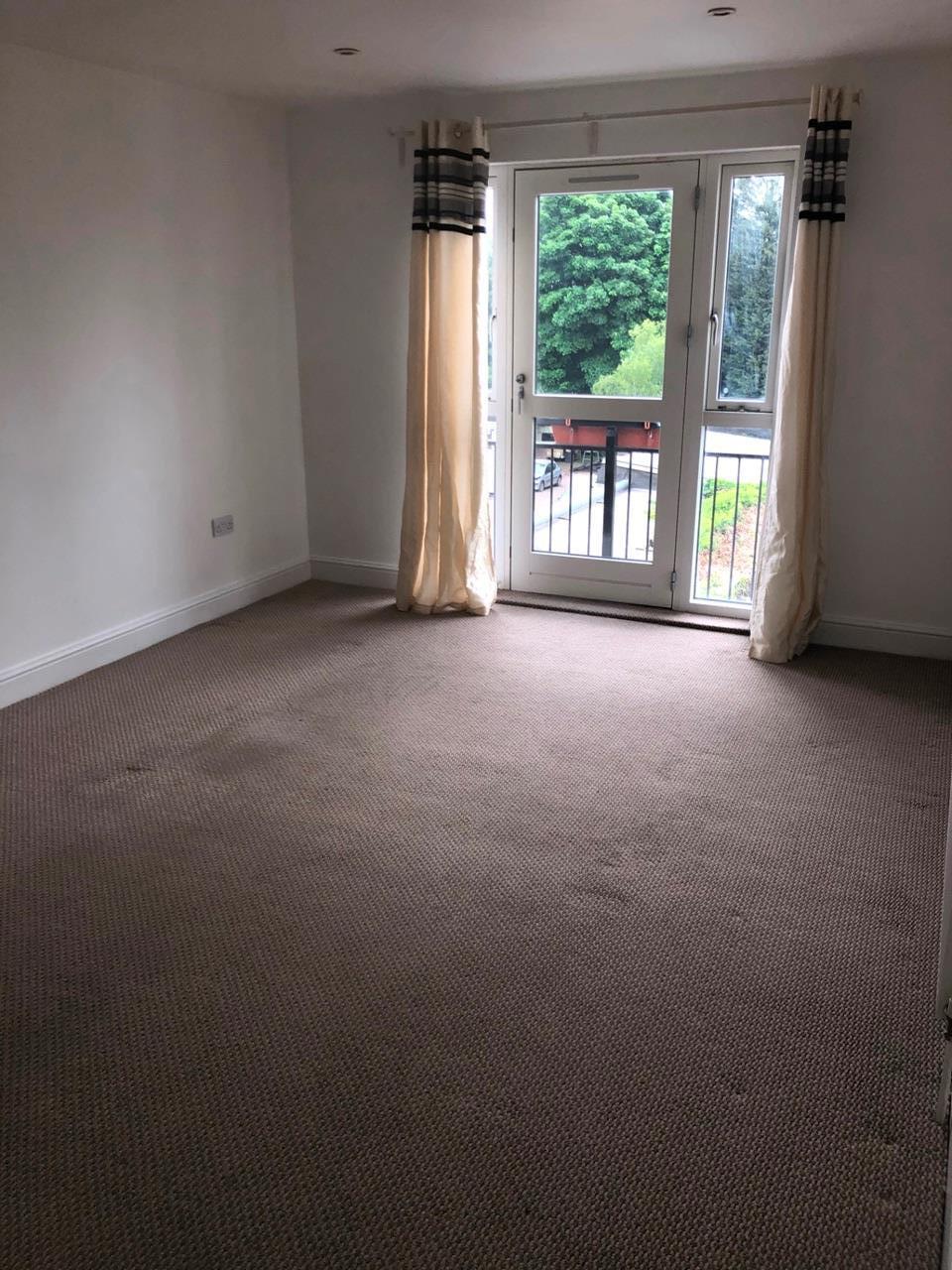 Flat Hartnup Street in Maidstone