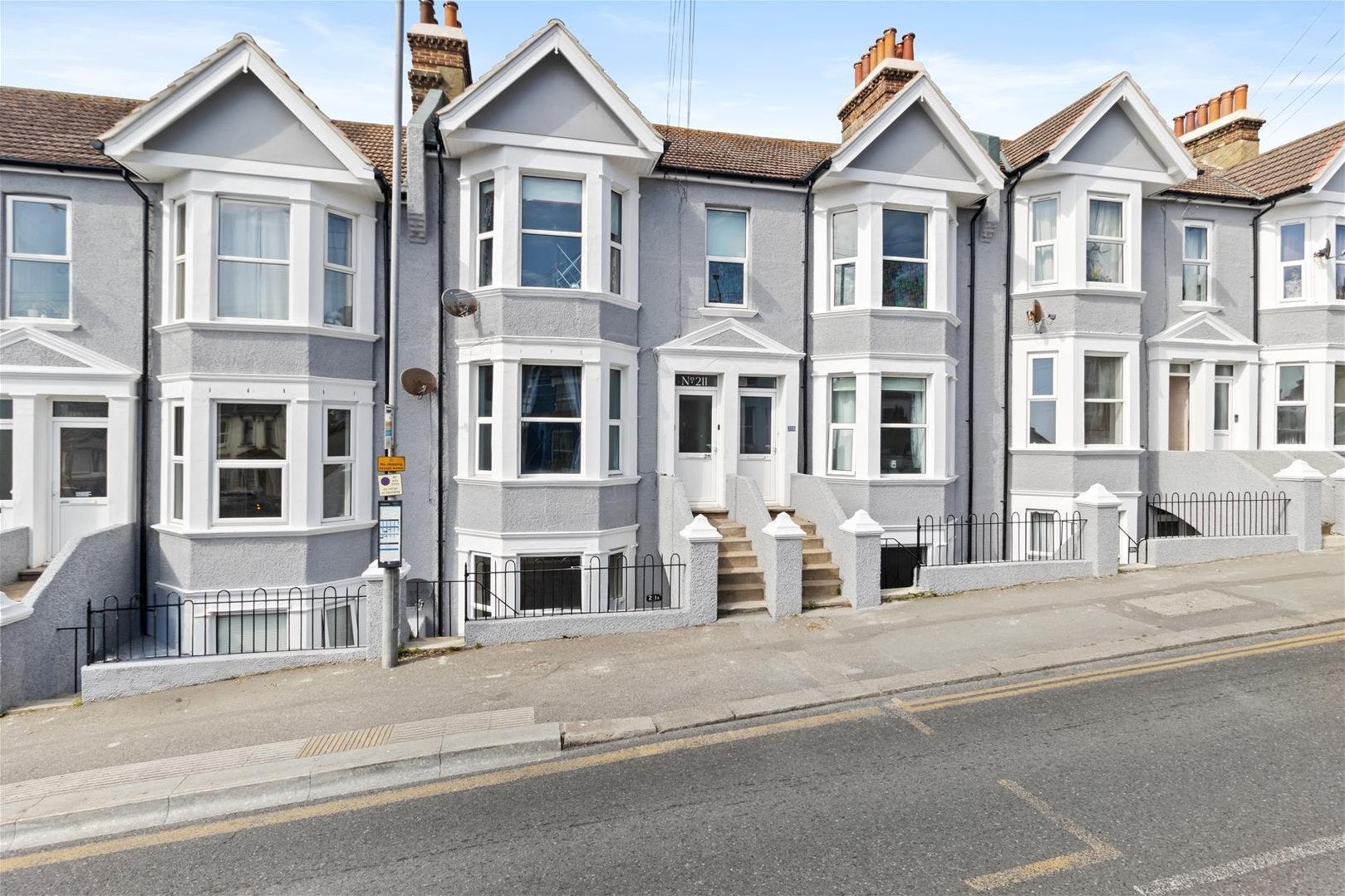 Flat Mount Pleasant Road in St Leonards