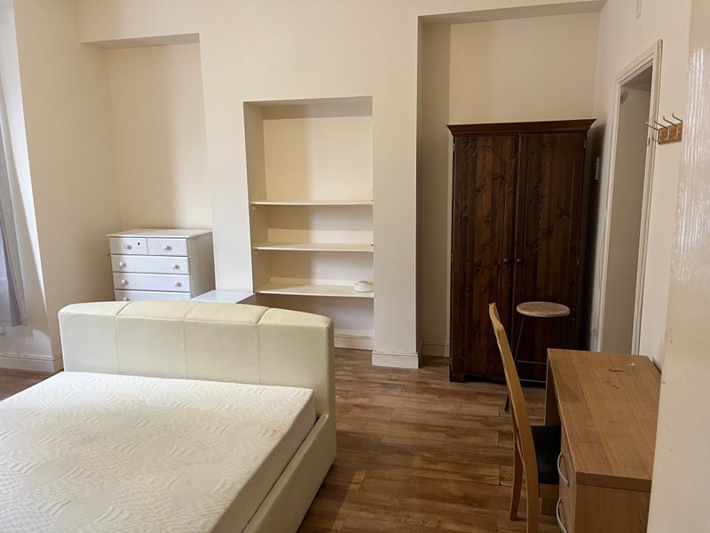 Room Trafalgar Road in Birmingham