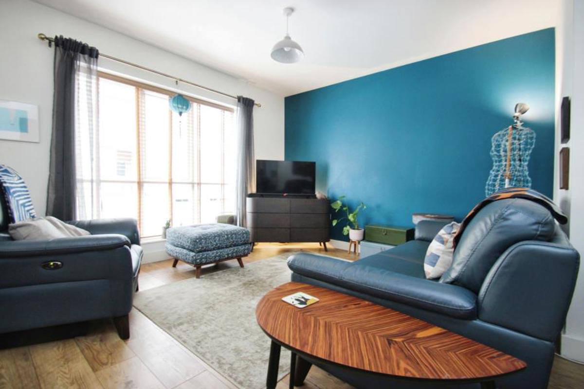 Flat Cromwell Street in Bristol