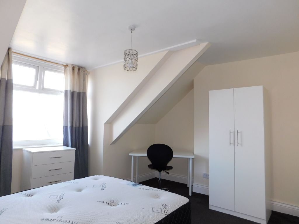 Room Prince Consort Road in Gateshead