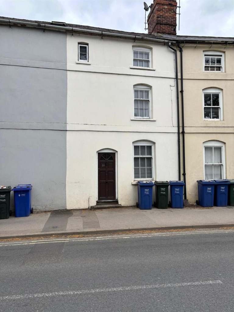House West Bar Street in Cherwell District