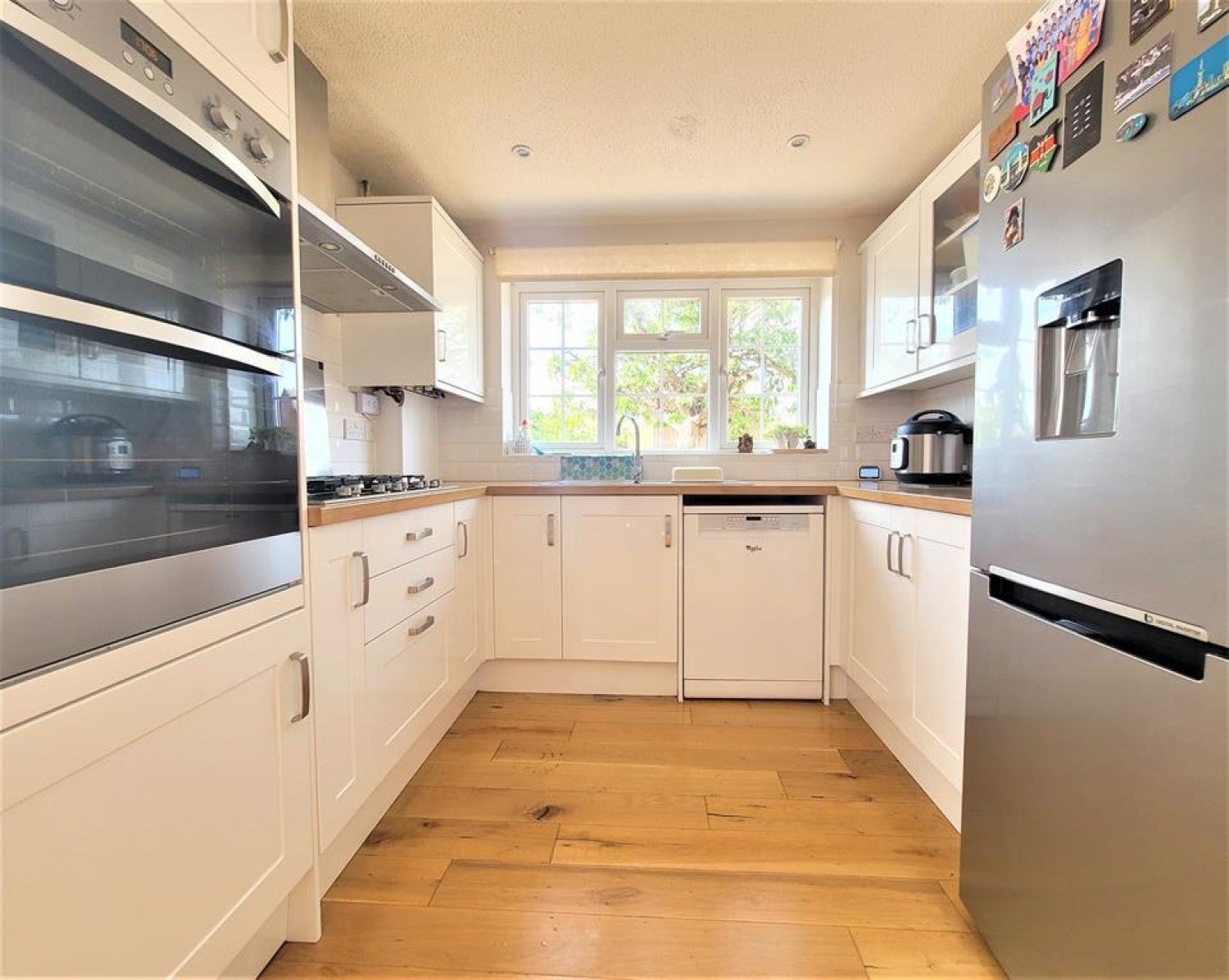 House Lenham Close in Winnersh