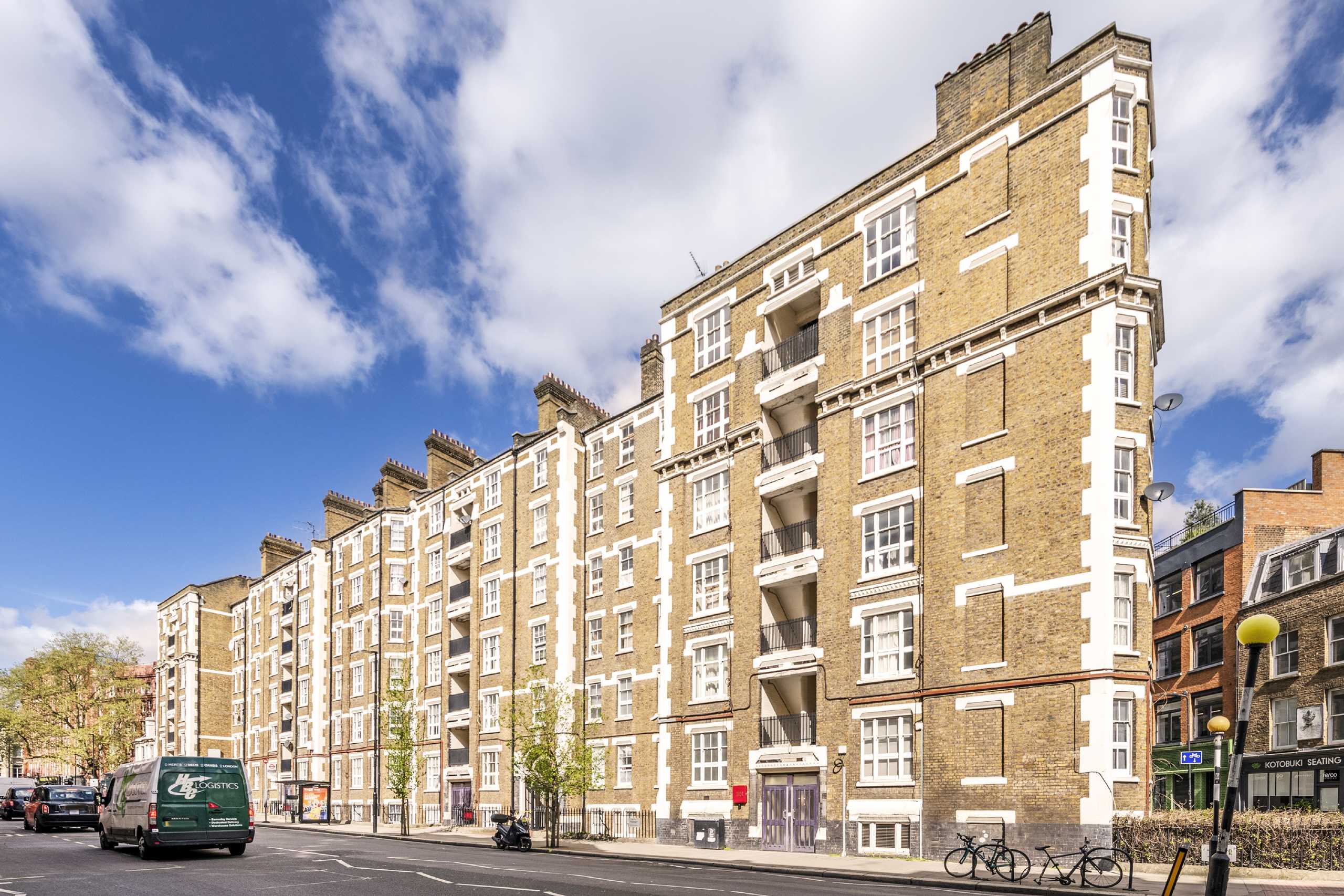 Flat Clerkenwell Road in Greater London