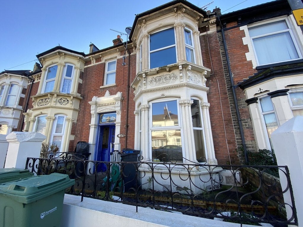 Flat Queens Road in Portsmouth