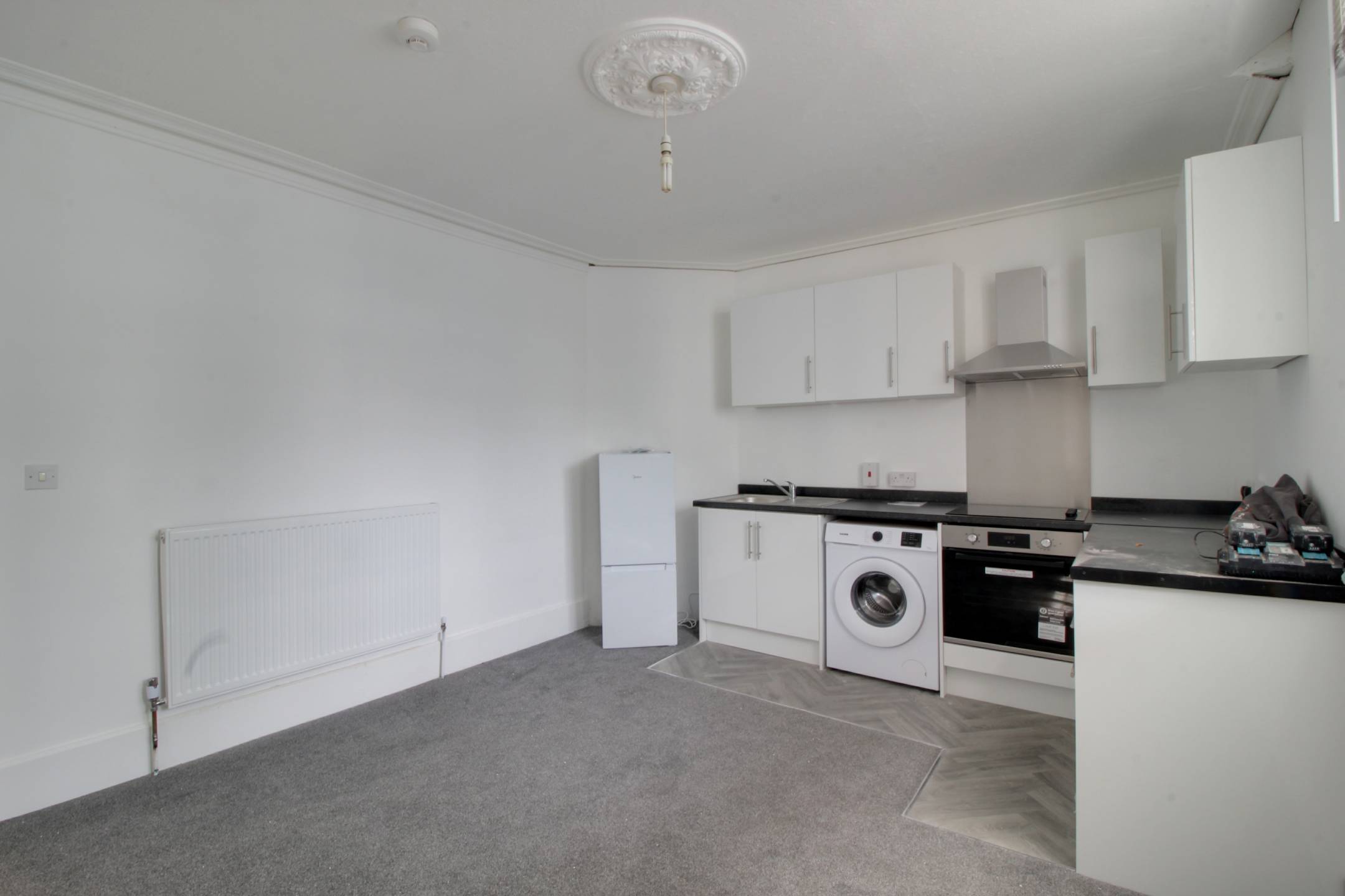 Flat Portland Road in Greater London