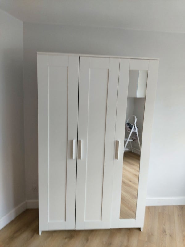 Room Hungerford Avenue in Slough