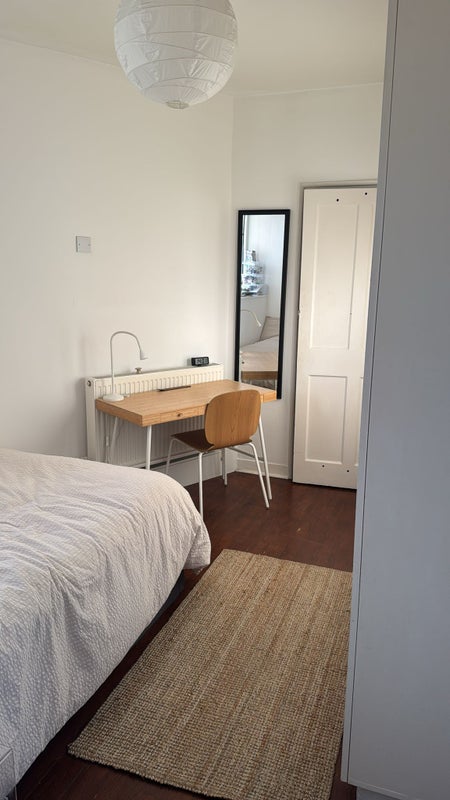 Room Welland Street in Greater London