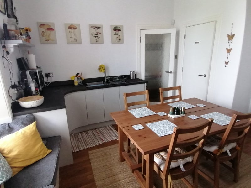 Room Saughton Avenue in City of Edinburgh