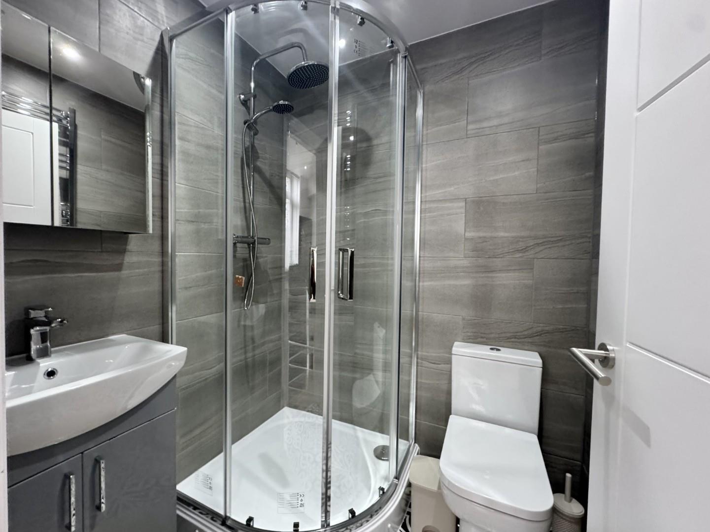 Room Salop Road in Sandwell