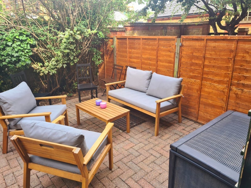Room Torrington Place in Greater London