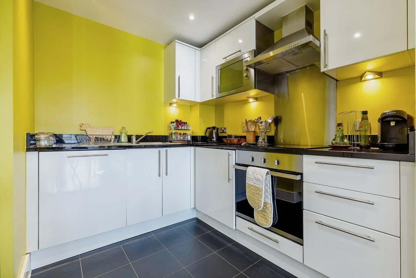 Flat Merryweather Place in Greater London