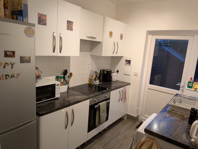 Room Herlwyn Gardens in Greater London