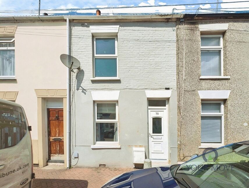 Flat Unity Street in Borough of Swale