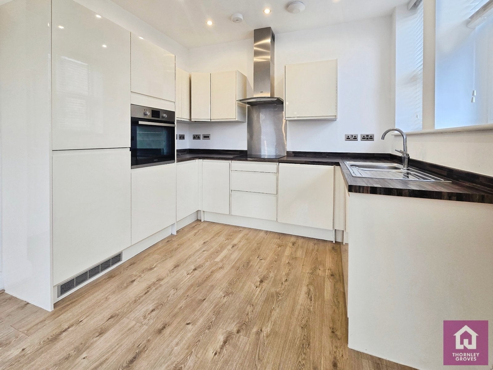 Flat Windermere Terrace in Liverpool